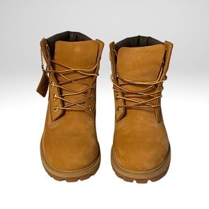 Timberland boots size 7 boys, only worn once